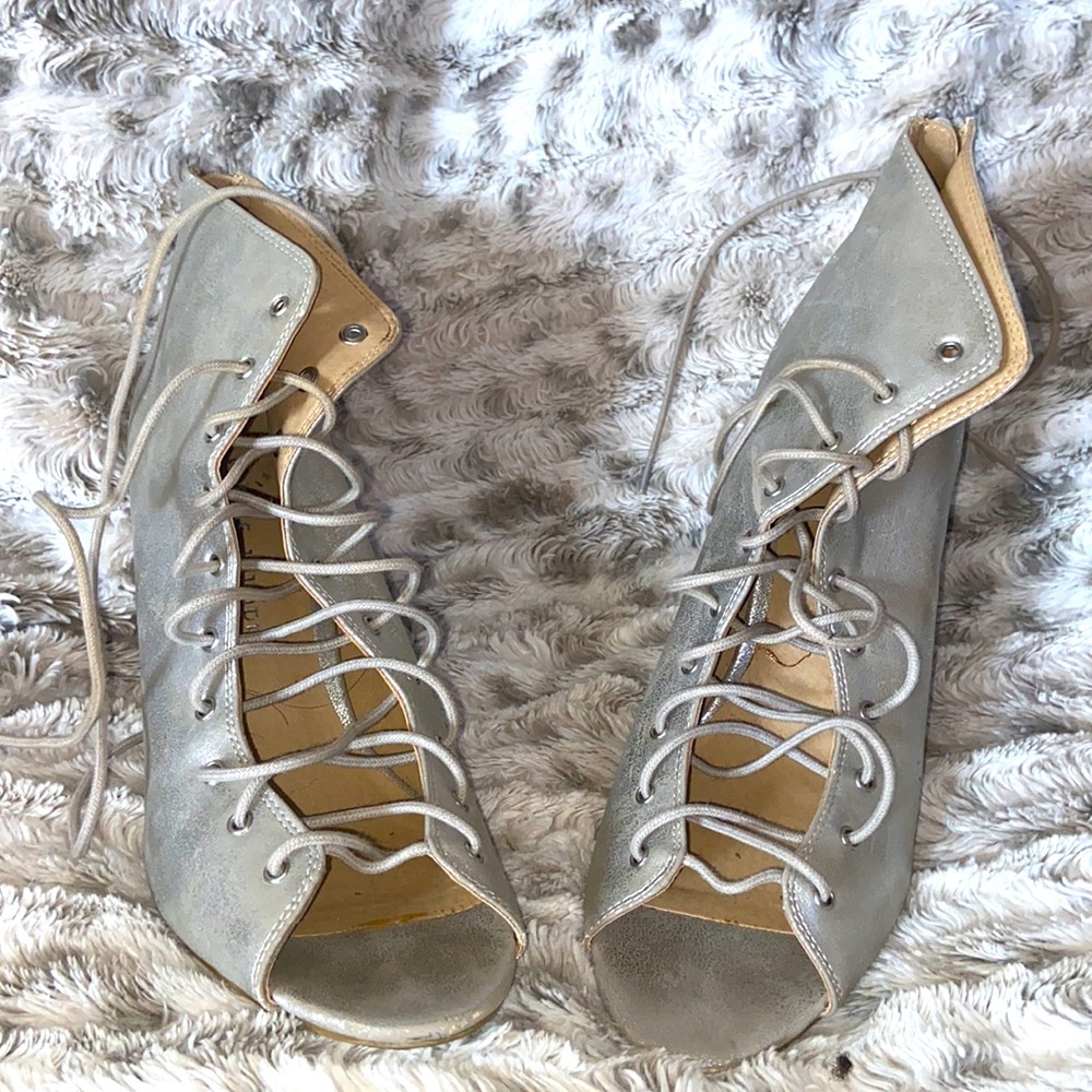 Size 10 Shoe